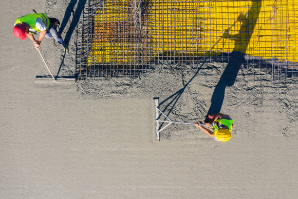 Best Custom Concrete Contractor  in Williamsport, OH