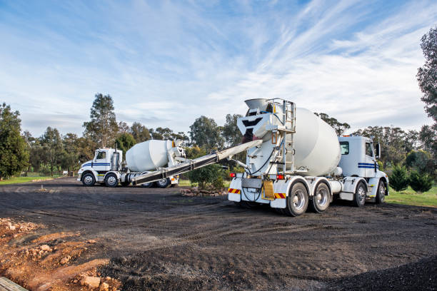 Best Commercial Concrete Contractor  in Williamsport, OH